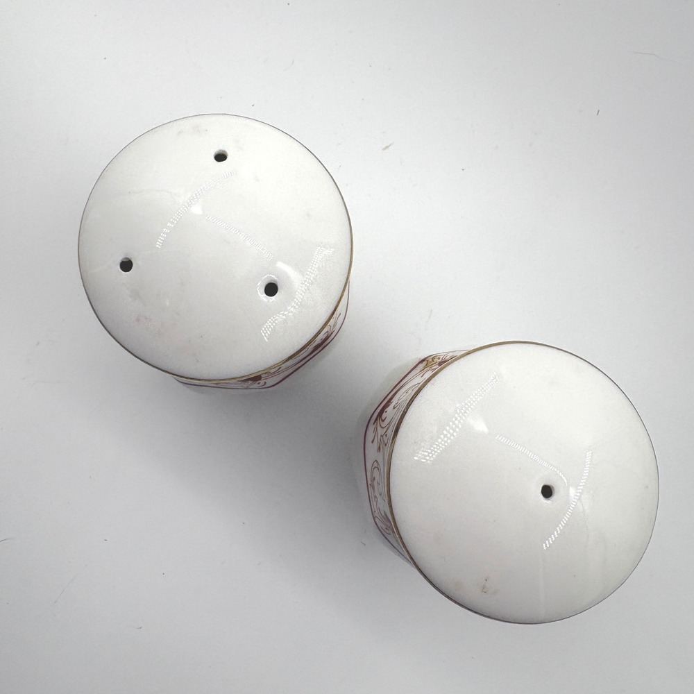Vintage Gold Coast Porcelain Salt & Pepper Shakers Set 22kt Gold Accents Regency - Picture 3 of 8